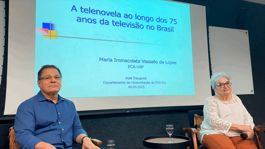 Maria Immacolata e Ricardo Linhares na Aula Inaugural do DCOM. Crédito: Carmem Petit